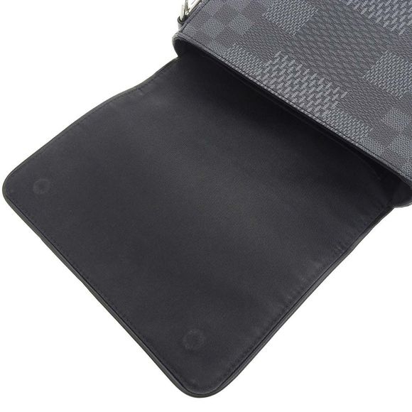 Louis Vuitton Damier Graphite 3D Studio Messenger Shoulder Bag - Picture 6 of 7